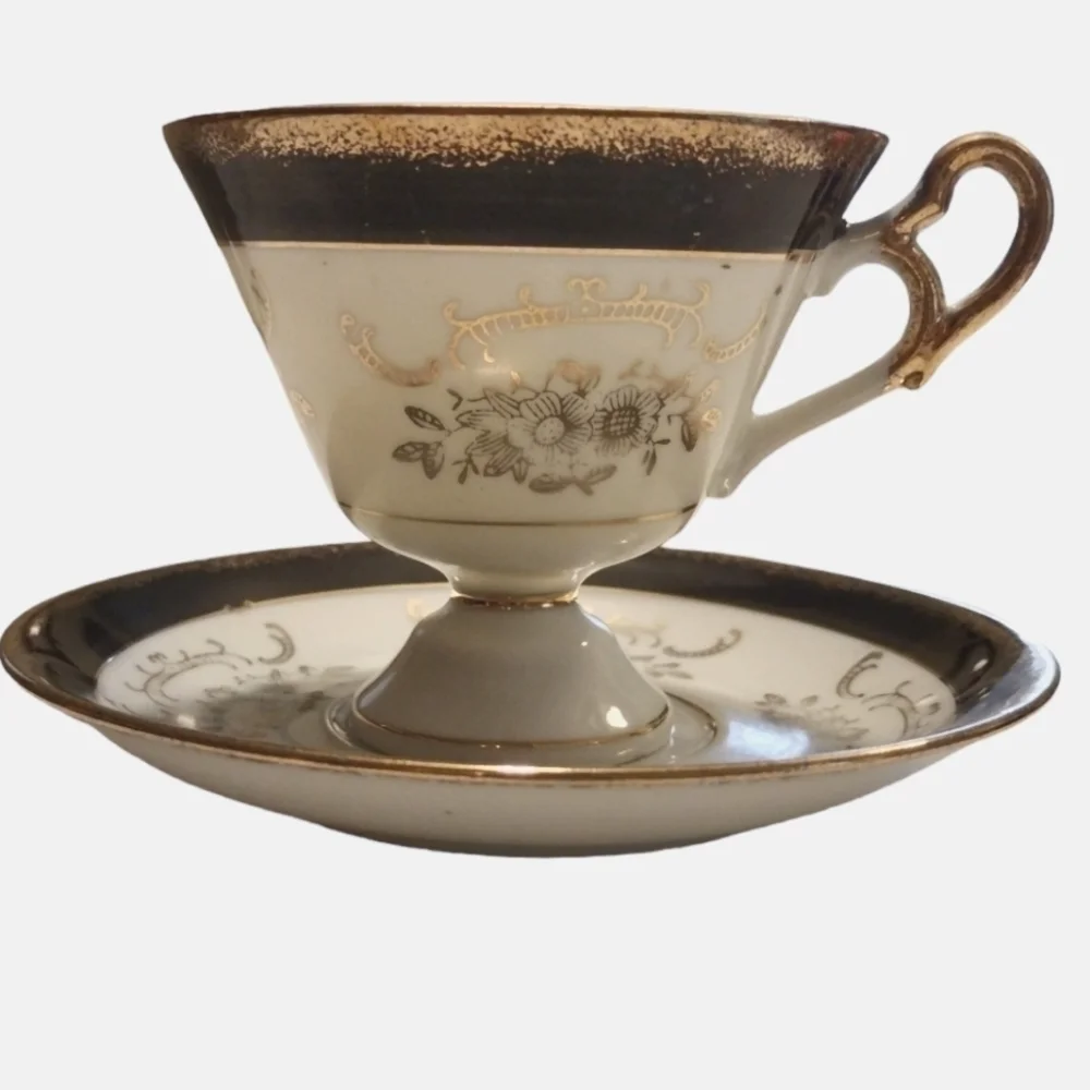 VINTAGE Porcelain Tea Cup & Saucer Made In Japan